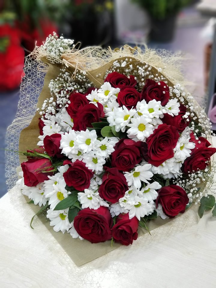 Krizantem ve Güller - Eskişehir Çiçek