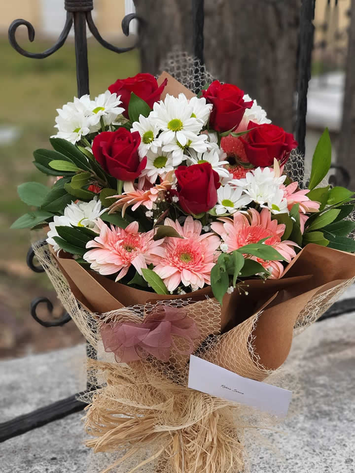 Gerbera Krizantem ve Gül - Eskişehir Çiçekçiler