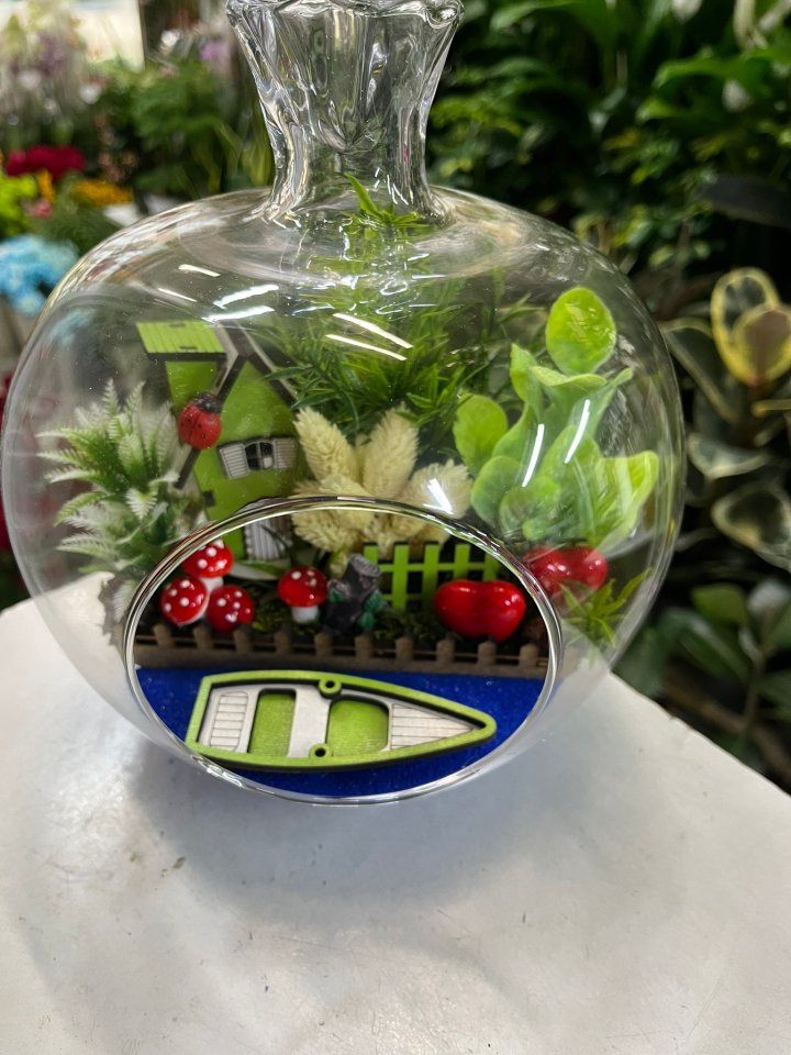 Teraryum Model 4 - Eskişehir çiçek siparişi