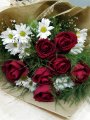 Çiçekçi - 7 Gül ve Papatya